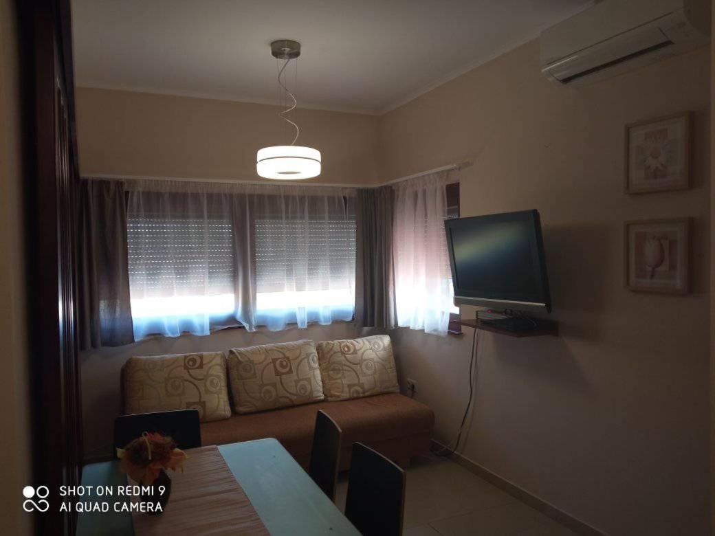 Besenyei Apartman Шарвар Экстерьер фото